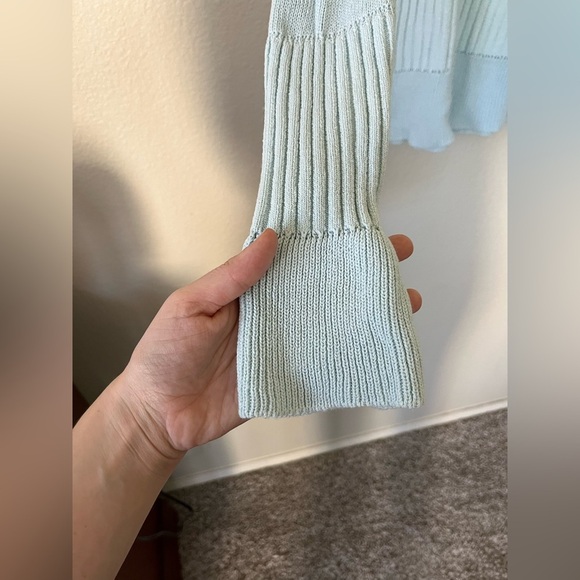 TheOpen Product Blue V Neck Ribbed Sweater Bell Sleeves Women's Size S - Picture 3 of 13